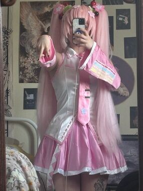 Full Sakura Hatsune Miku cosplay including handmade helmet wig!